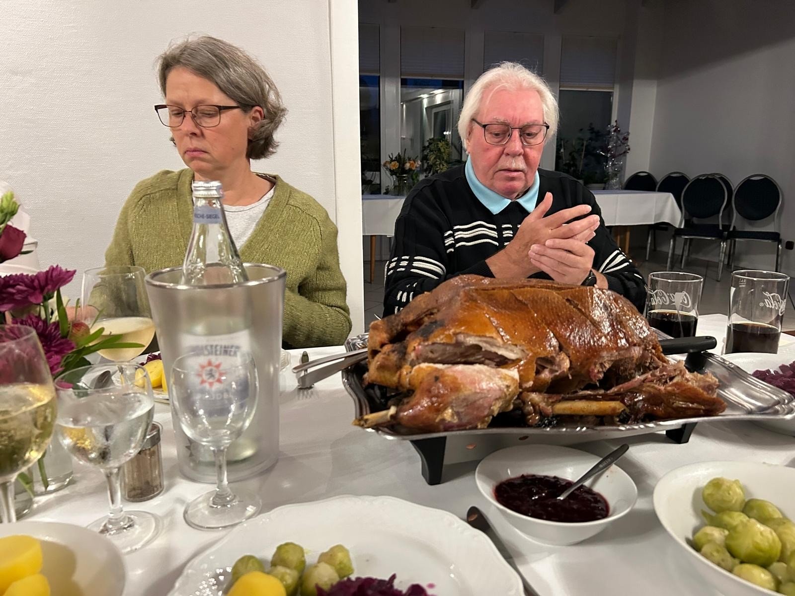 Am Gänsetisch mit Ecki