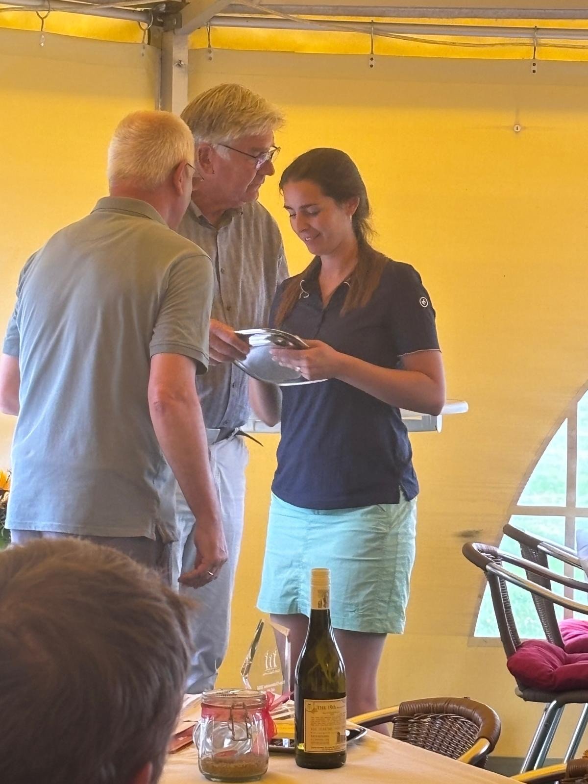 Im%20Zelt2 Im%20Zelt2